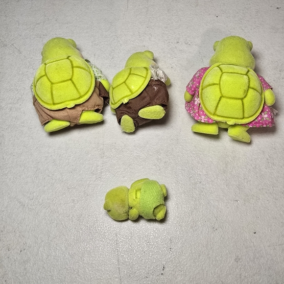 Li'l Woodzeez The Tidyshine Turtle Family Set of 4 Toys 3 Shells + Baby No Shell - Picture 7 of 7